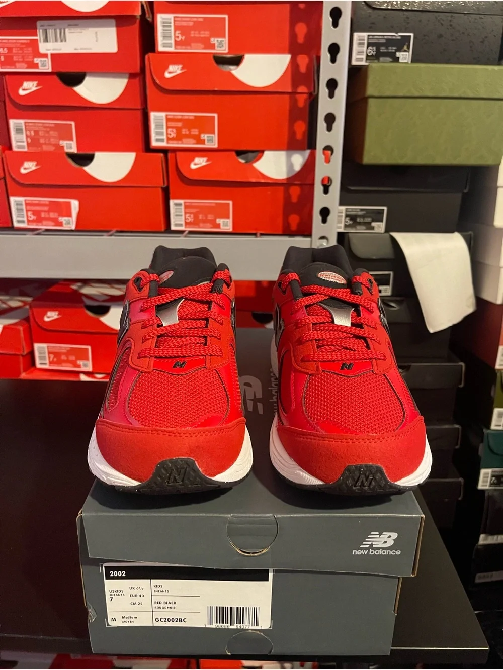 New Balance 2002R GS Size 7y Running Sneakers